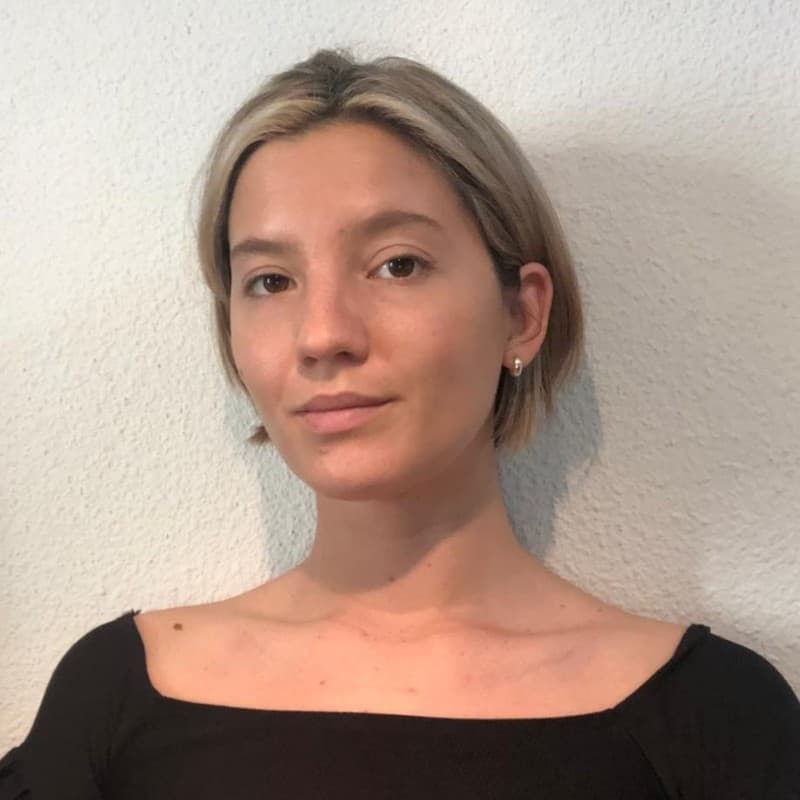 Maria Milagros Santamaria