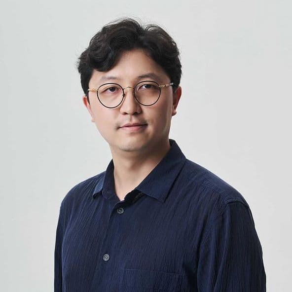 Seok Won Hong