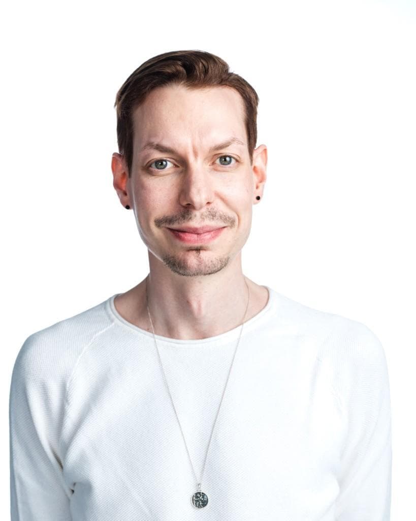 🎩 Christoffer Niska