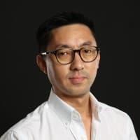 Andrew Leelarthaepin