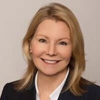 Alexsis De Raadt St James